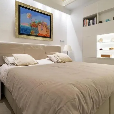 Daire Monte Carlo Bay Apartments *